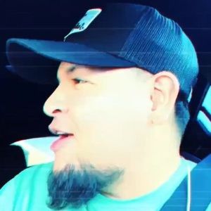 Meet your Posher, Noe